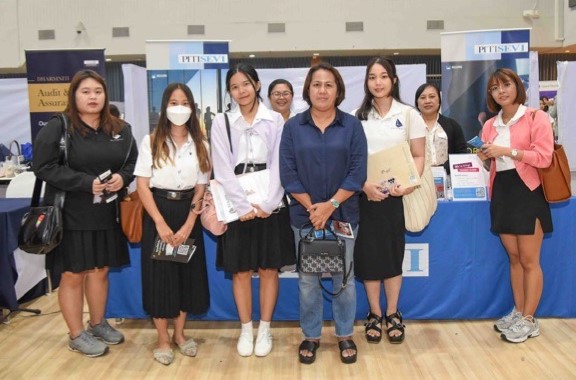 Accounting Career Fair มหาวิทยาลัยหอการค้าไทย